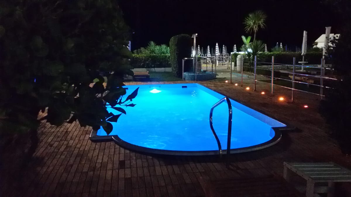 Hotel Universo — 4