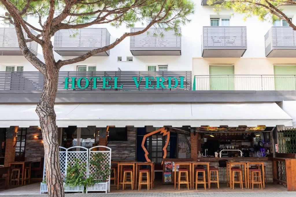 Hotel Verdi — 1