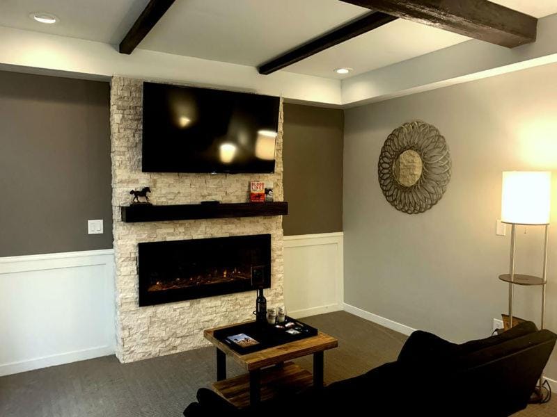 Cedar Stables Inn & Suites — 5