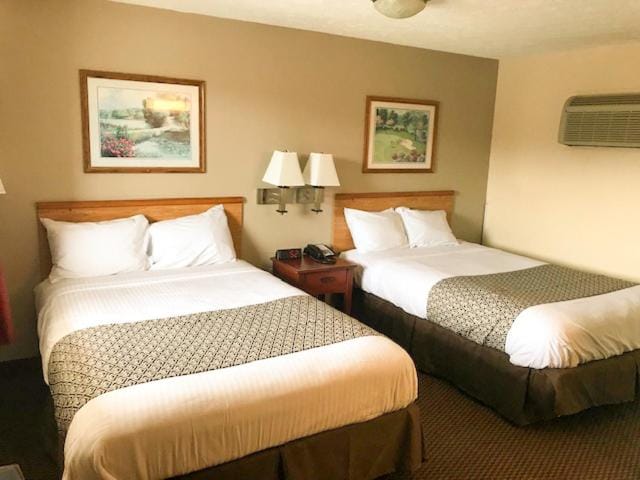 Sandusky Inn — 5