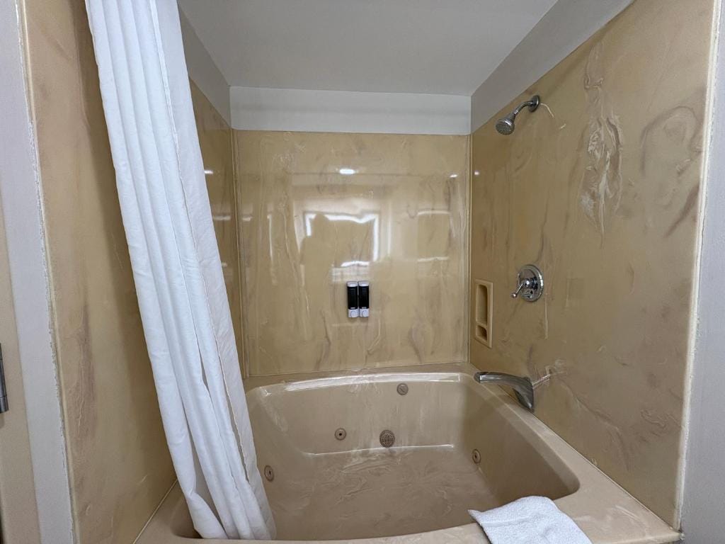 South Shore Inn — 3
