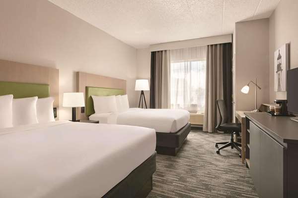 Country Inn & Suites by Radisson, Port Clinton, OH — 3