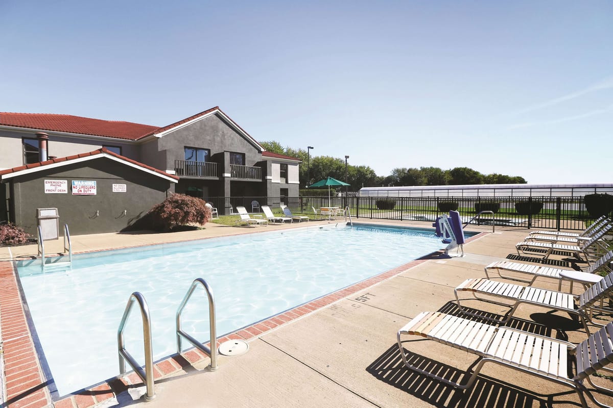 La Quinta Inn by Wyndham Sandusky near Cedar Point — 3
