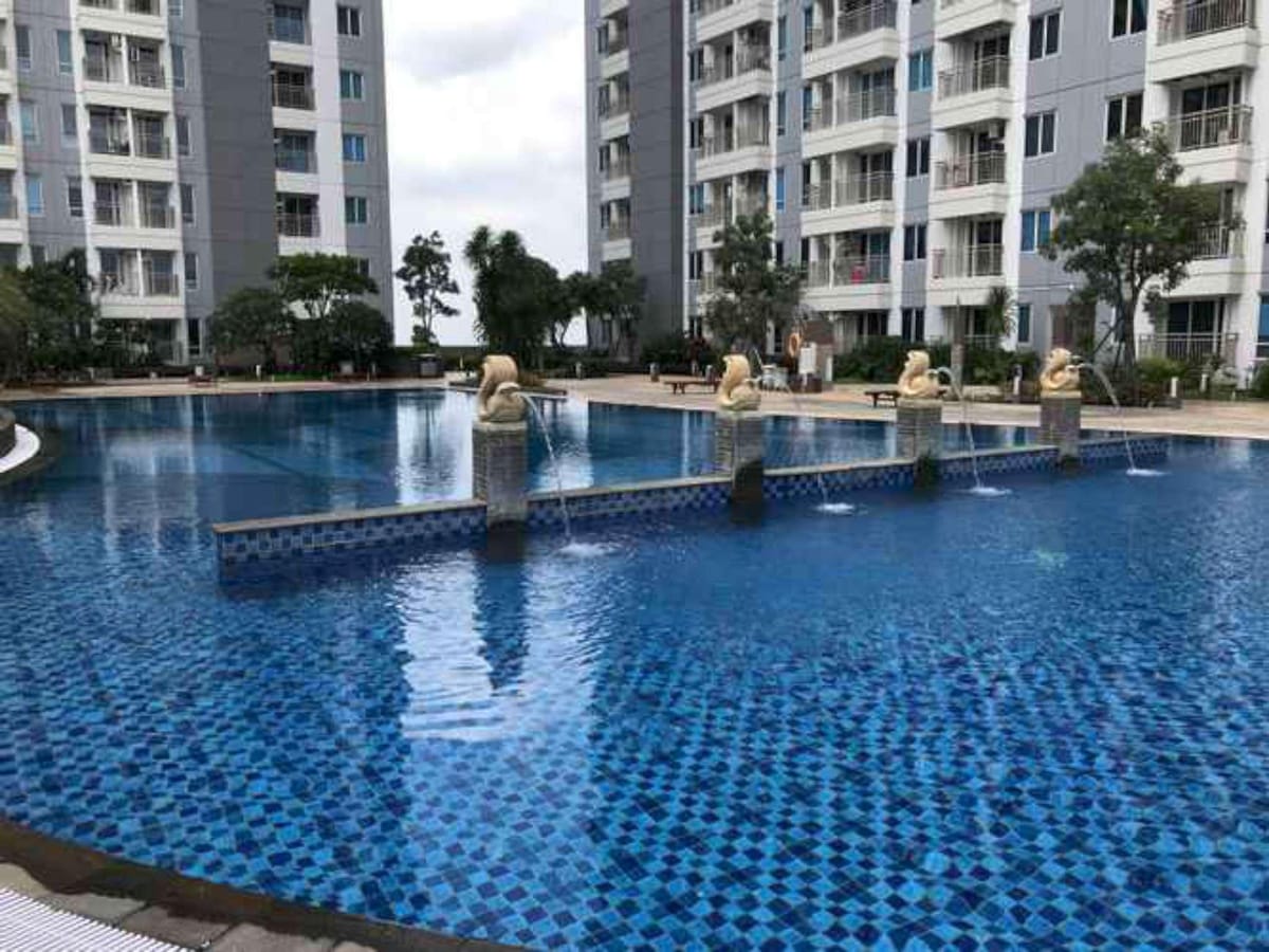 Comfy 2BR Apartment at Pakuwon Mall With Wifi — 3