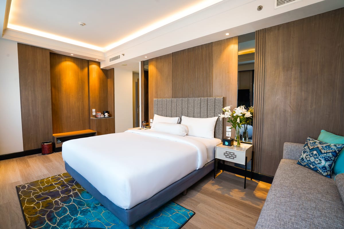 DEKA HOTEL SURABAYA HR MUHAMMAD — 1