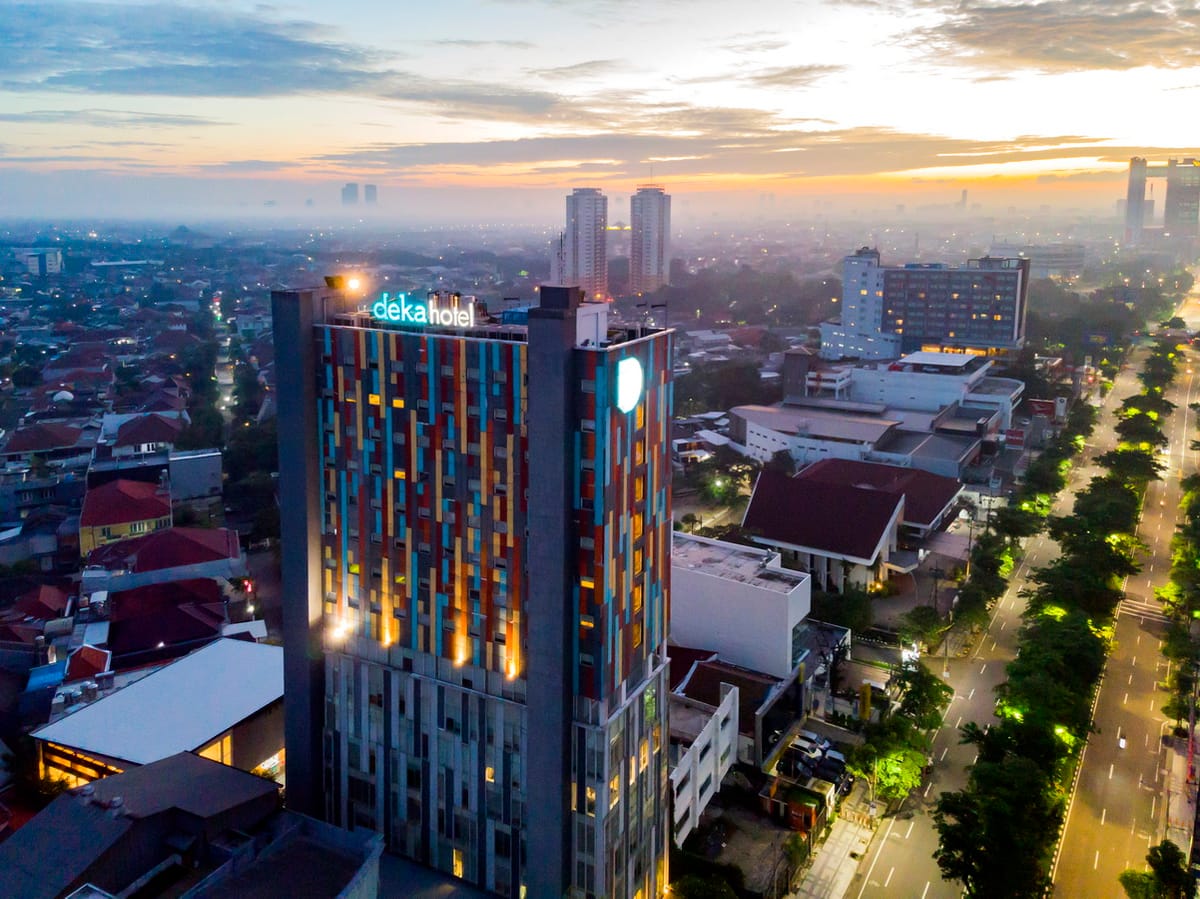 DEKA HOTEL SURABAYA HR MUHAMMAD — 3