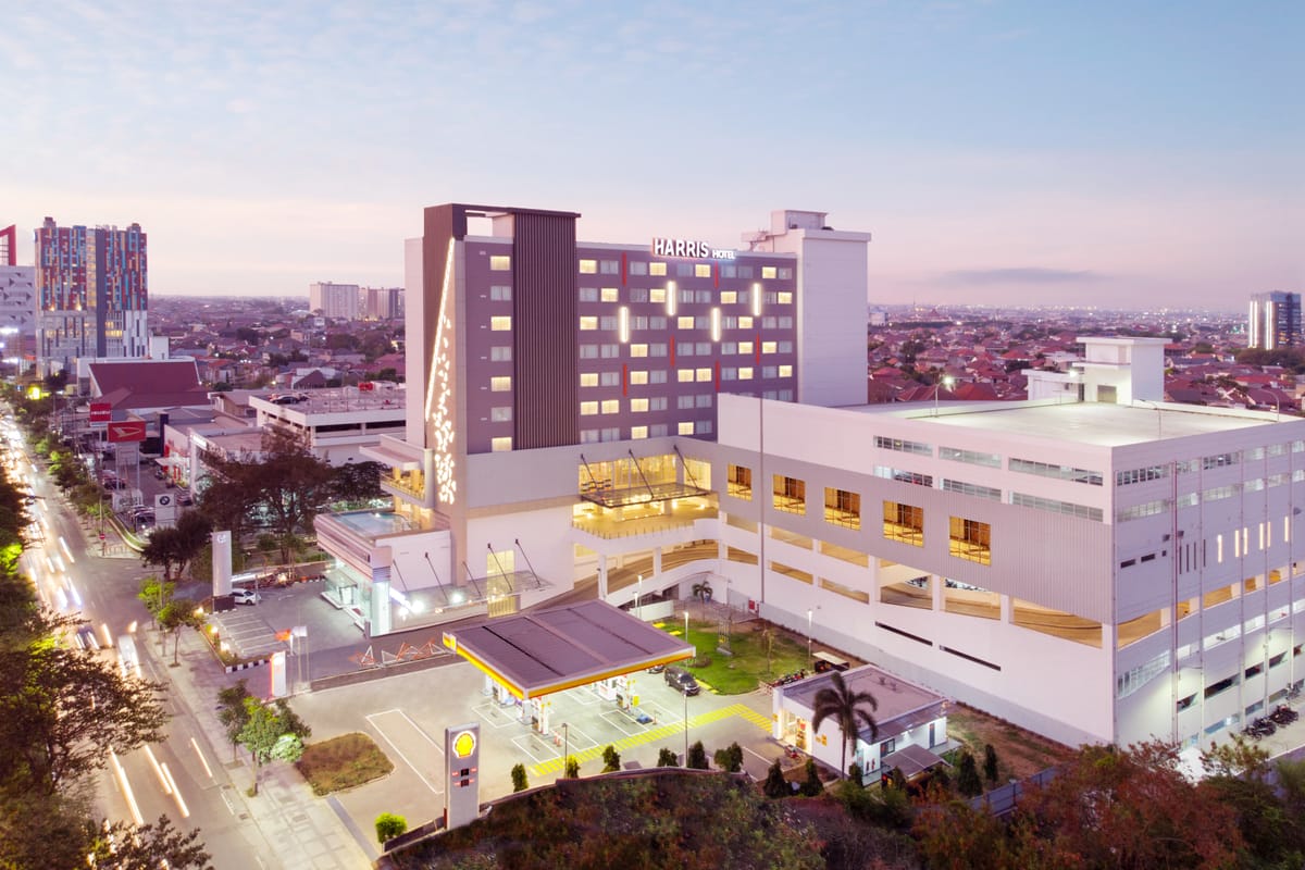 HARRIS Hotel & Conventions Bundaran Satelit Surabaya — 4
