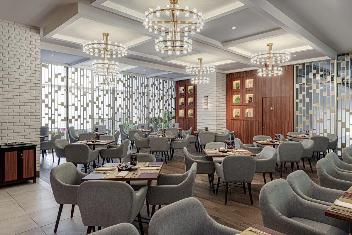 Whiz Luxe Hotel Spazio Surabaya — 3