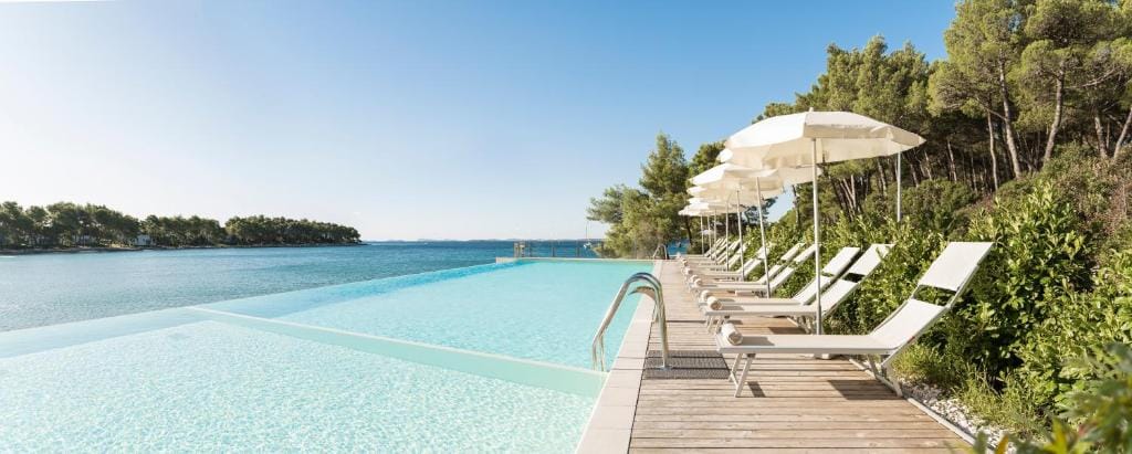Crvena Luka Resort — 4