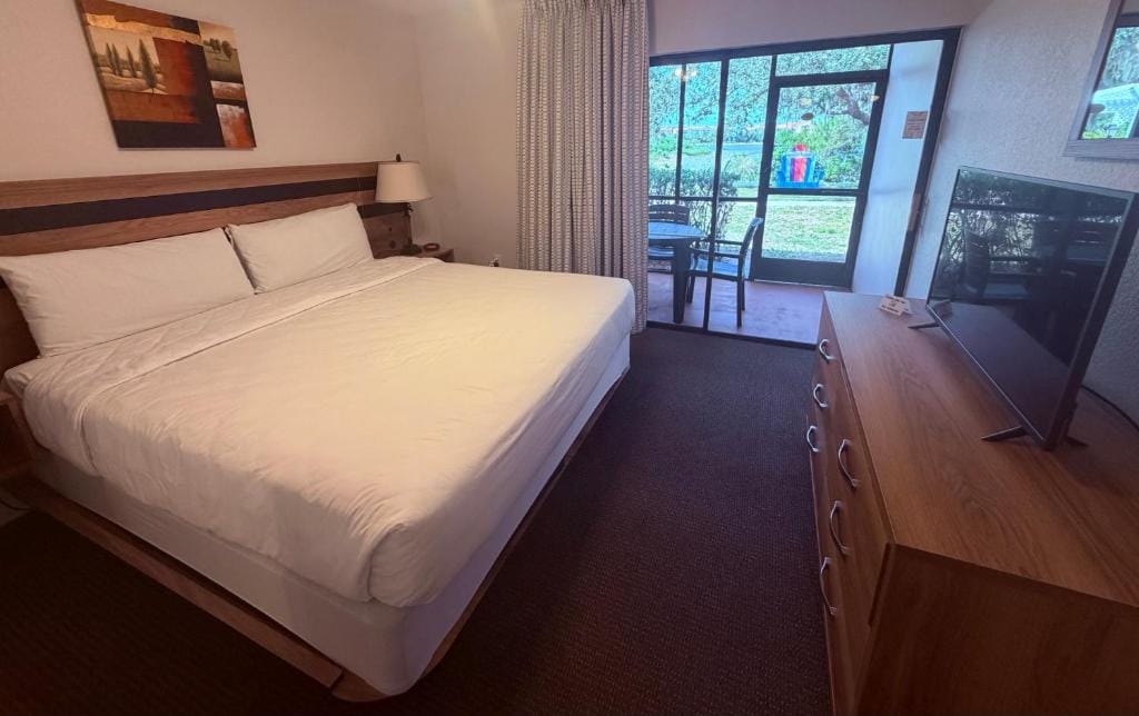 Grand Lake Resort — 2
