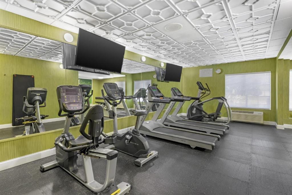 Best Western Plus Orlando Lake Buena Vista South Inn & Suites — 5