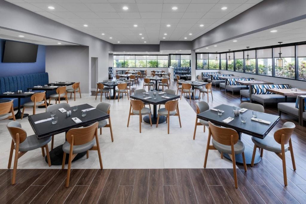 Courtyard by Marriott Orlando Lake Buena Vista at Vista Centre — 5