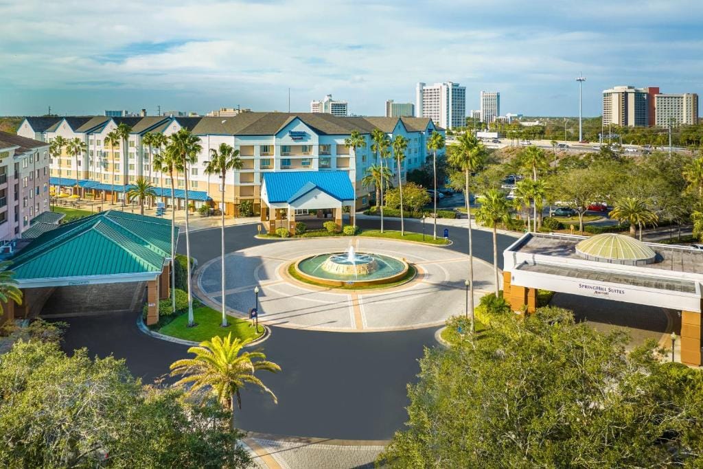 Fairfield Inn & Suites by Marriott Orlando Lake Buena Vista in the Marriott Village — 3