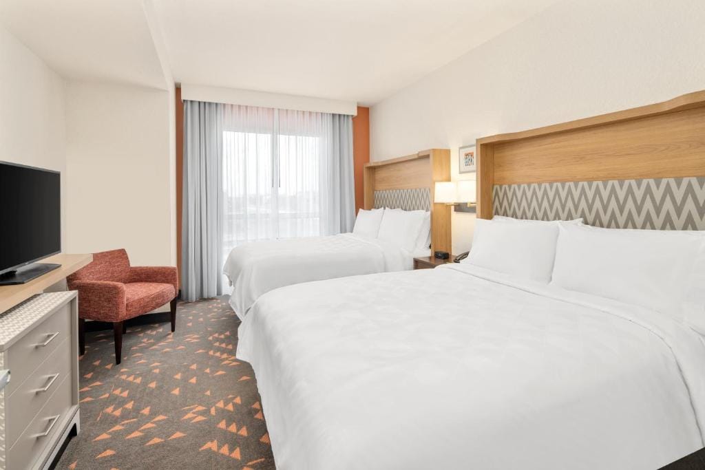 Holiday Inn & Suites Orlando - I-Drive - Theme Parks by IHG — 5