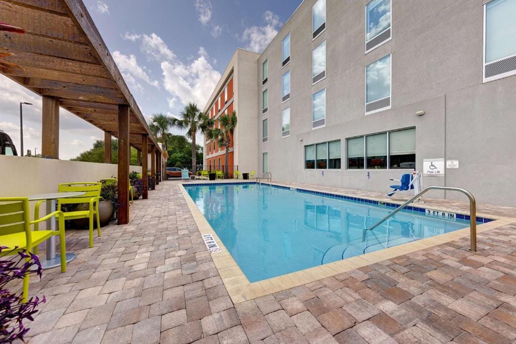 Home2 Suites by Hilton Orlando International Drive South - Free Shuttle to Theme Parks — 4