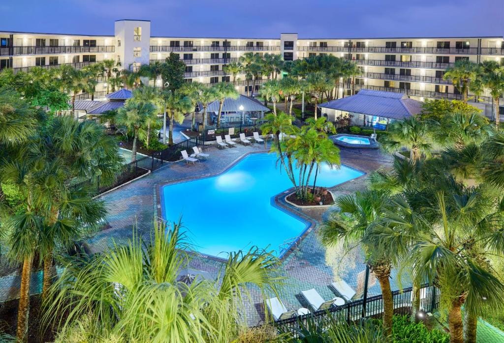 Staybridge Suites Orlando Royale Parc Suites by IHG — 4