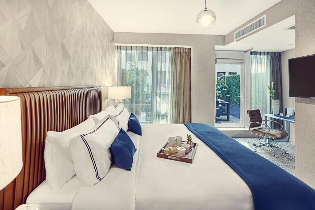 Artezen Hotel — 4