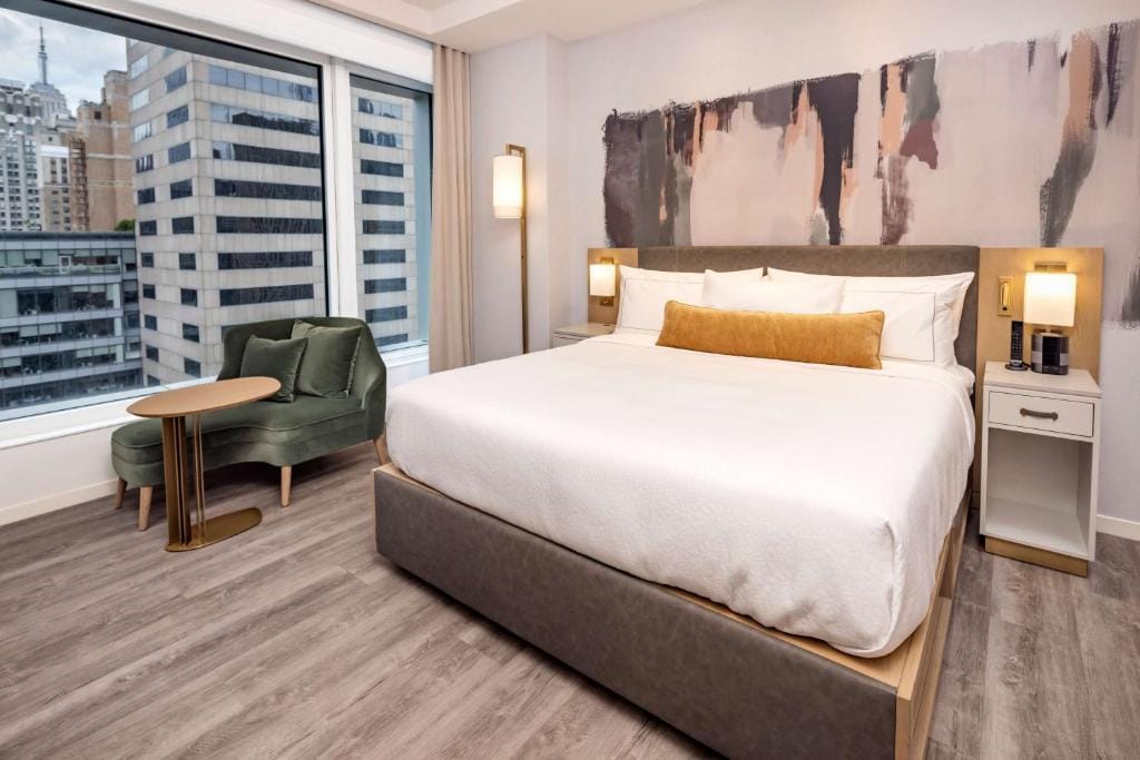 Hilton Club The Central at 5th New York — 1