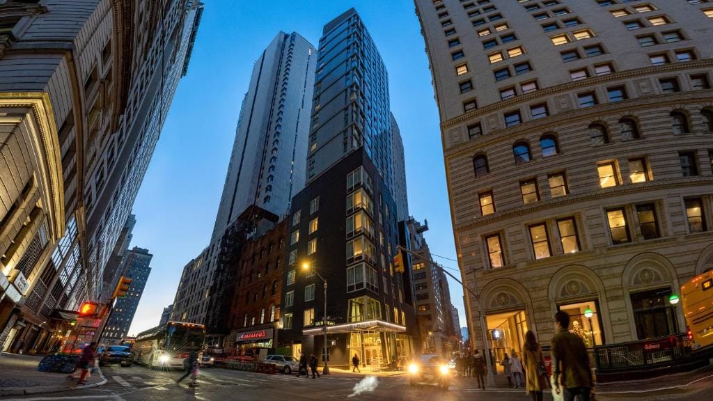 Hotel Indigo NYC Financial District by IHG — 5