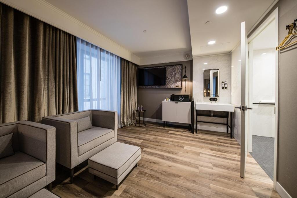 Pestana Park Avenue — 4