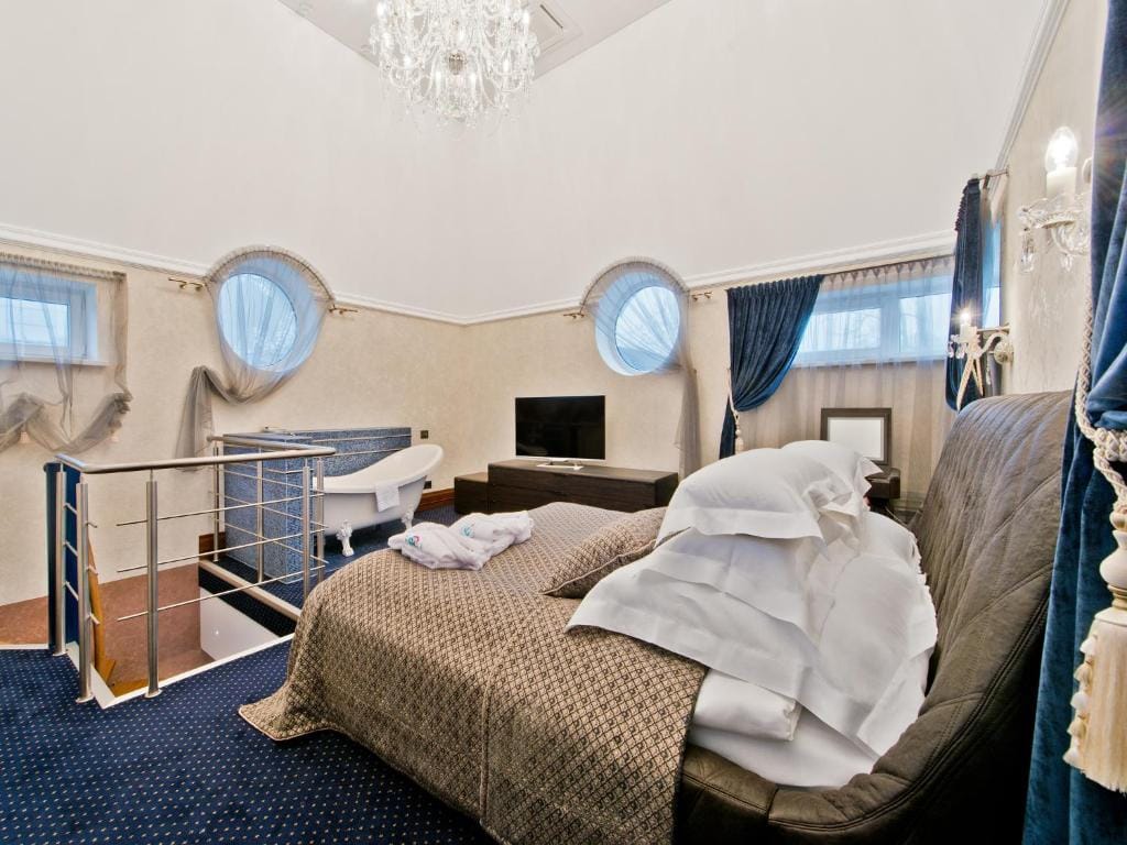 Aqua Center Apartments — 1