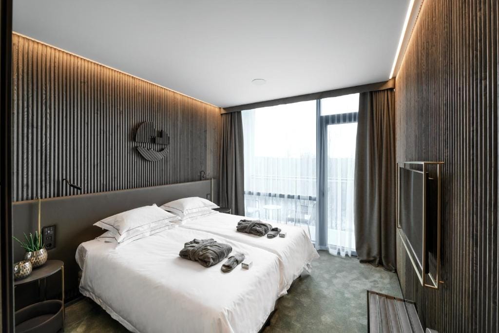 Mana Sleep & Spa — 3