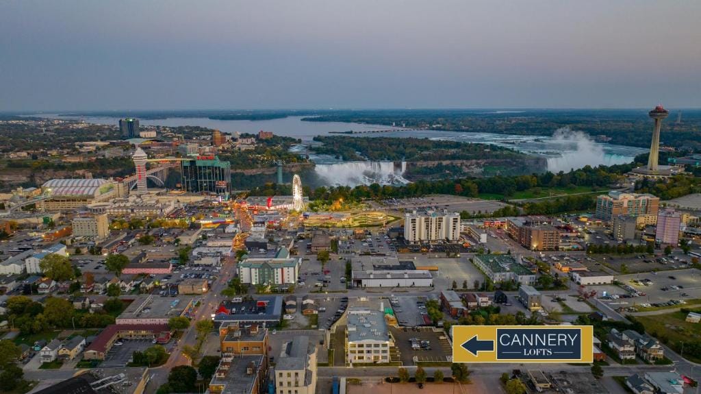 Cannery Lofts Niagara — 2