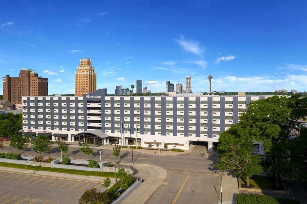 Sheraton Niagara Falls — 1