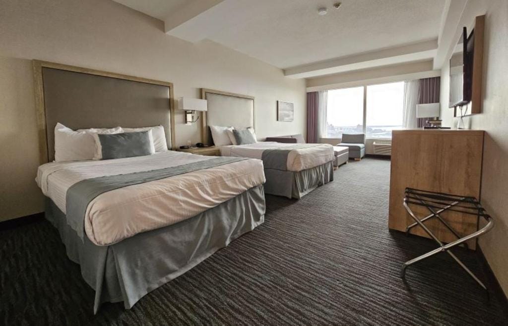 Vittoria Hotel & Suites — 5