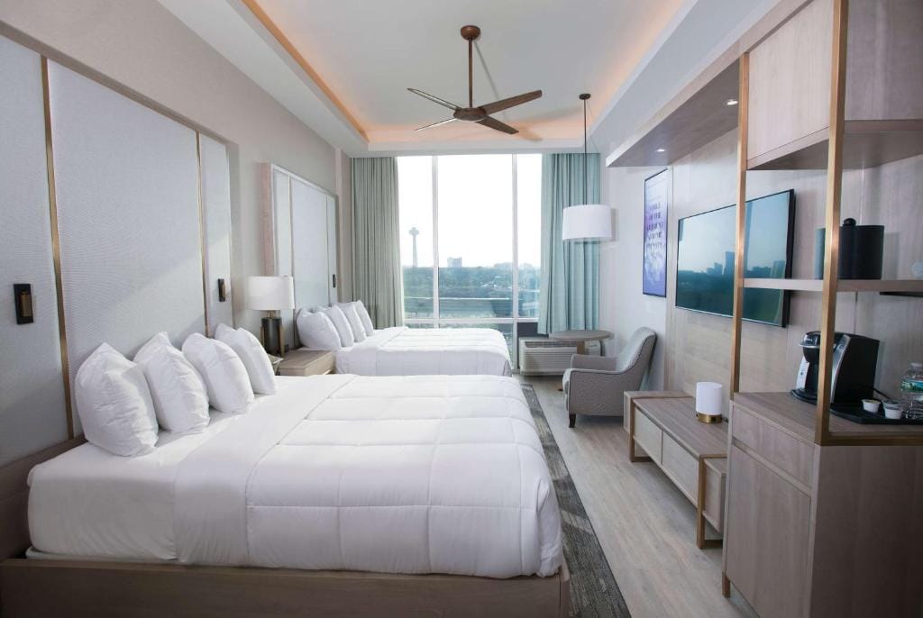 Wyndham Garden at Niagara Falls — 2