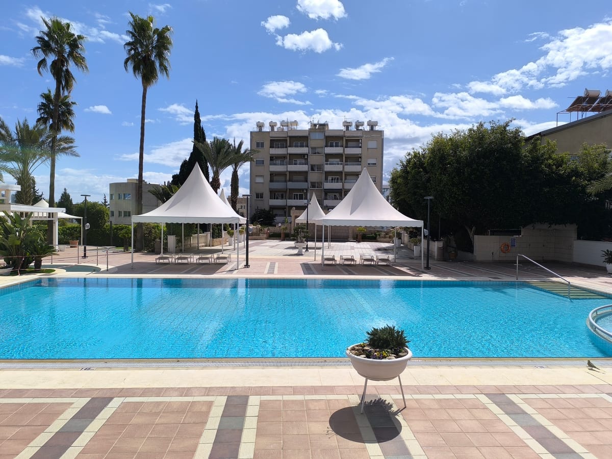 Ajax Hotel — 1