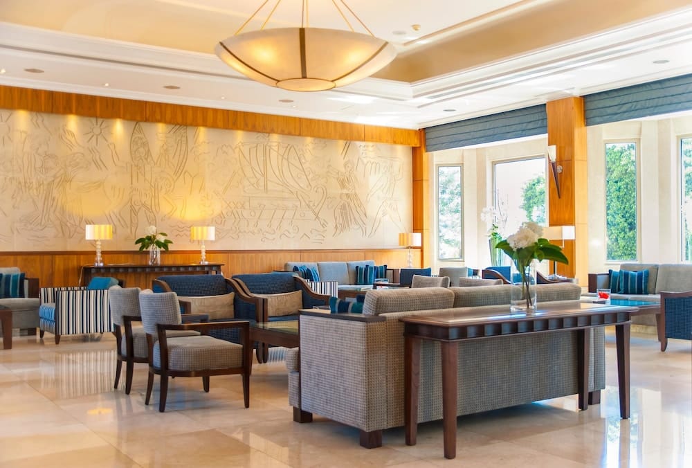 Ajax Hotel — 5