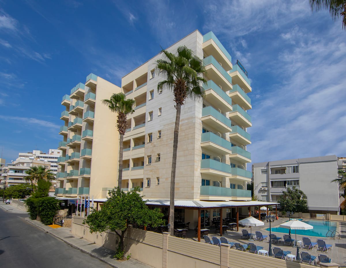 Kapetanios Hotel — 3