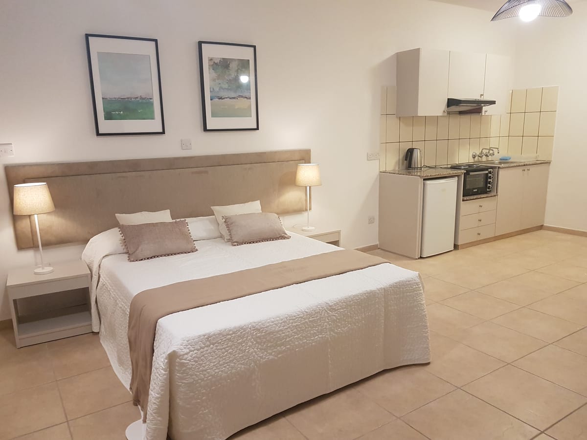 Marianna Hotel Apartments — 2