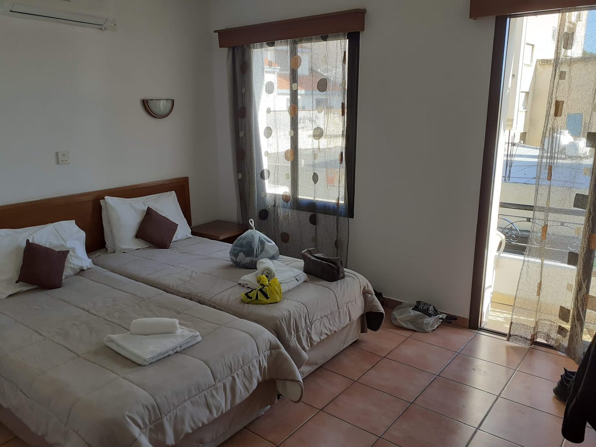 Metropole Hotel — 3