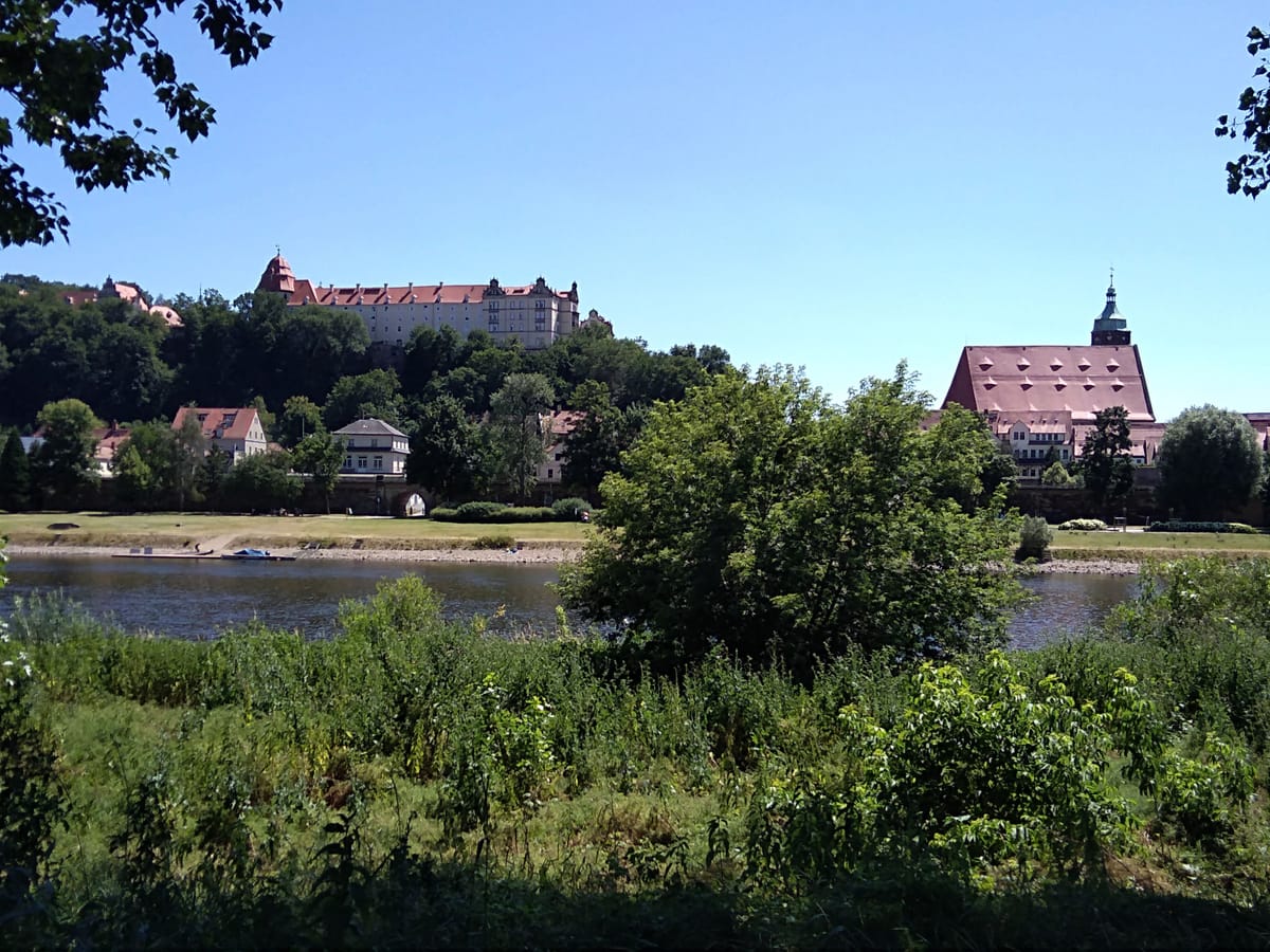 Gästehäuser Pension Am Elbhang Inh. Jost Karla — 4