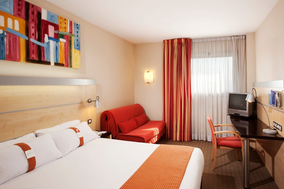 Holiday Inn Express Barcelona - Montmelo by IHG — 4