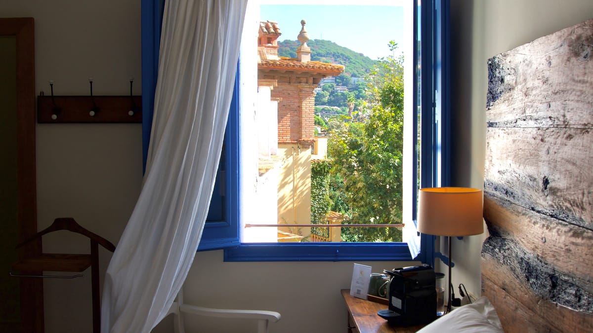Hostal de la Plaça - Hotel Boutique — 3
