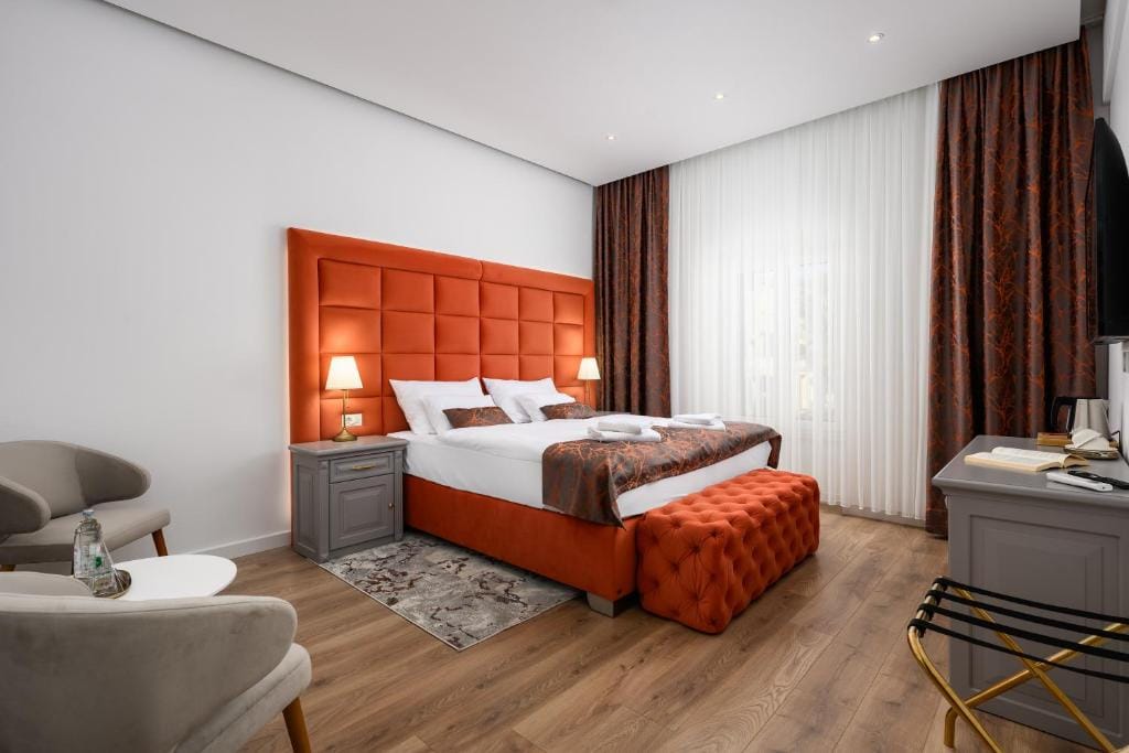 Boutique Hotel Golden Key - Poreč - Bed & Breakfast — 1