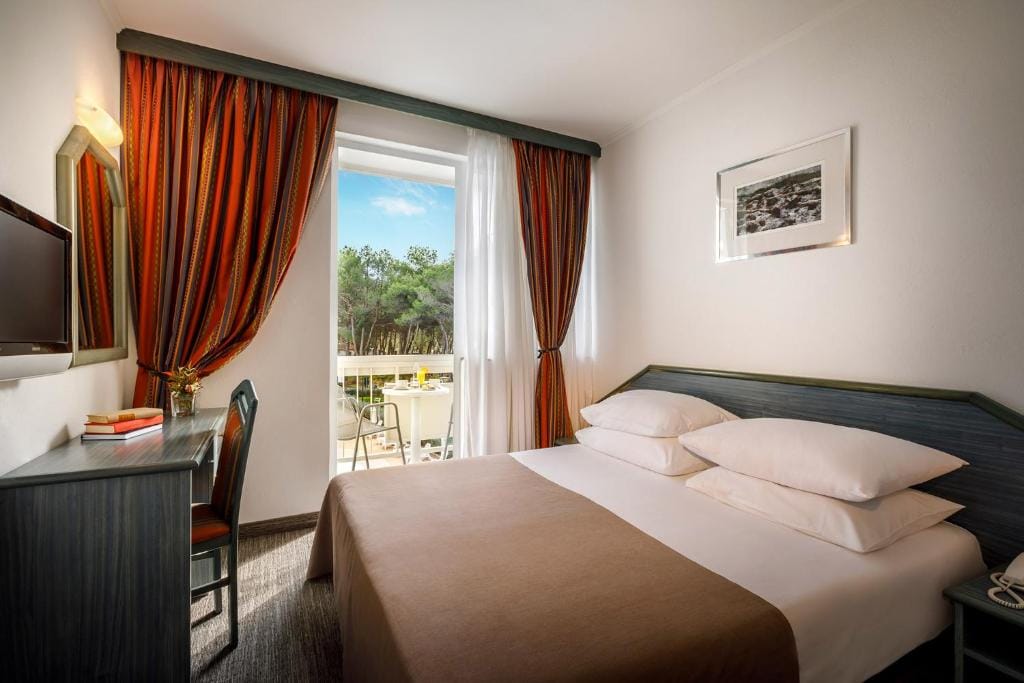 Laguna Maradiso Hotel by Aminess — 2