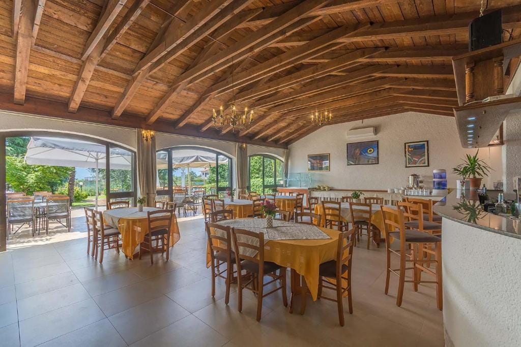 Villa Gloria 2 — 5
