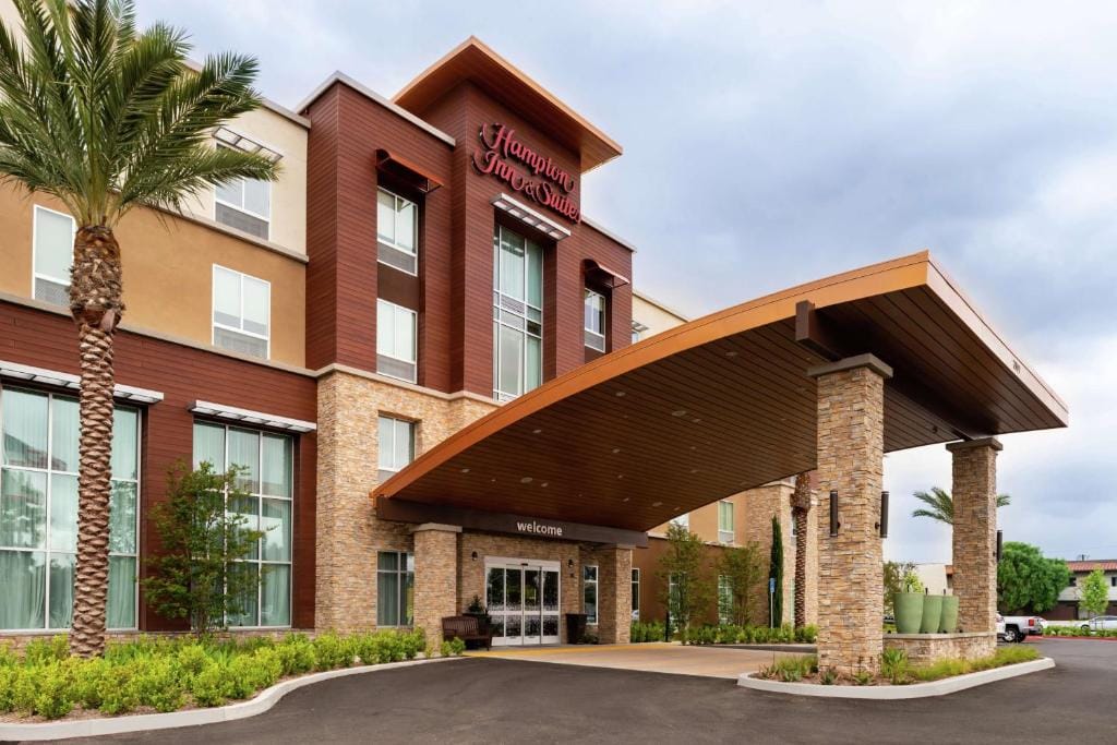 Hampton Inn & Suites Buena Park — 1