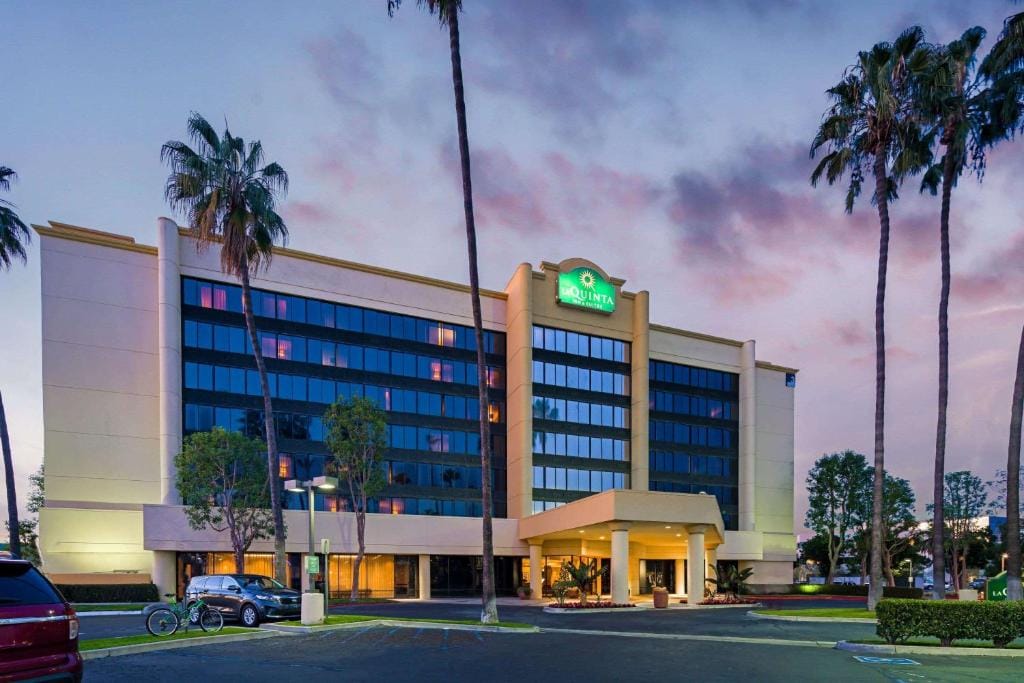 La Quinta by Wyndham Buena Park — 4
