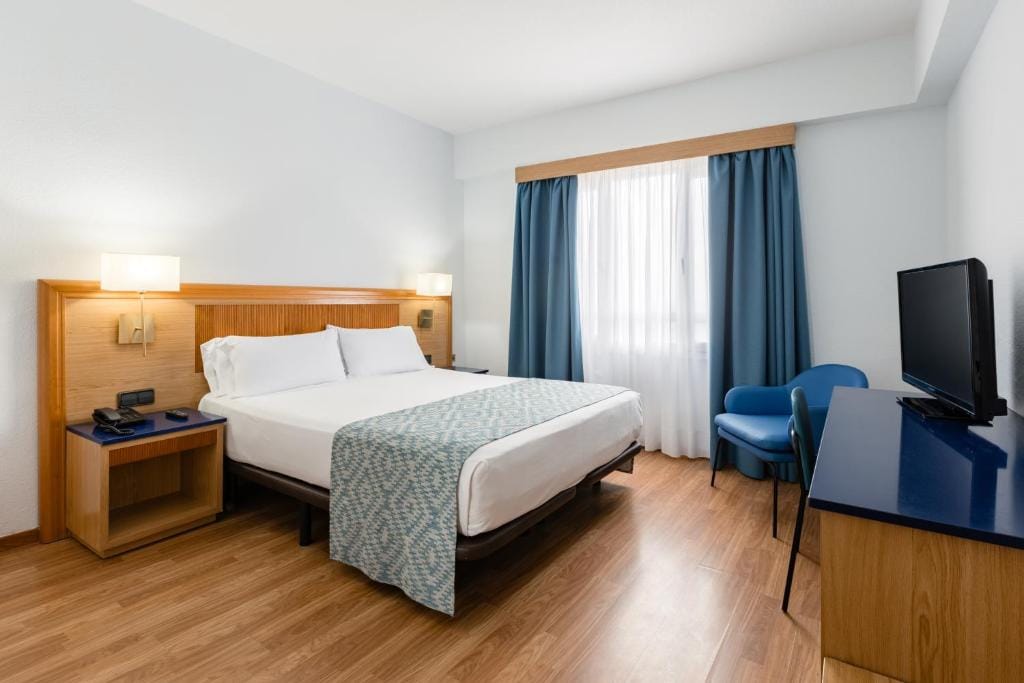Catalonia Las Vegas - Adults Only — 3