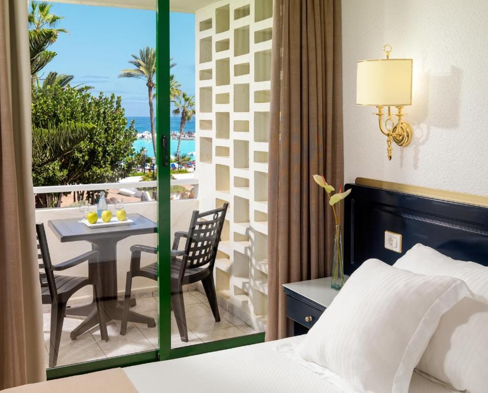 H10 Tenerife Playa — 2