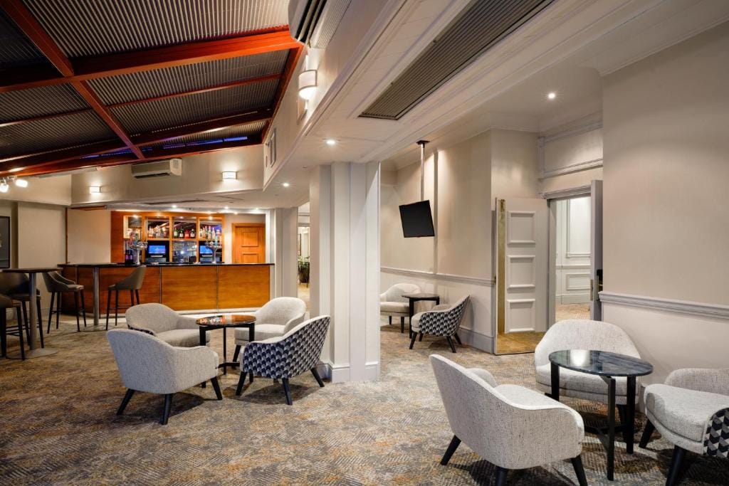 Delta Hotels by Marriott Swansea — 5