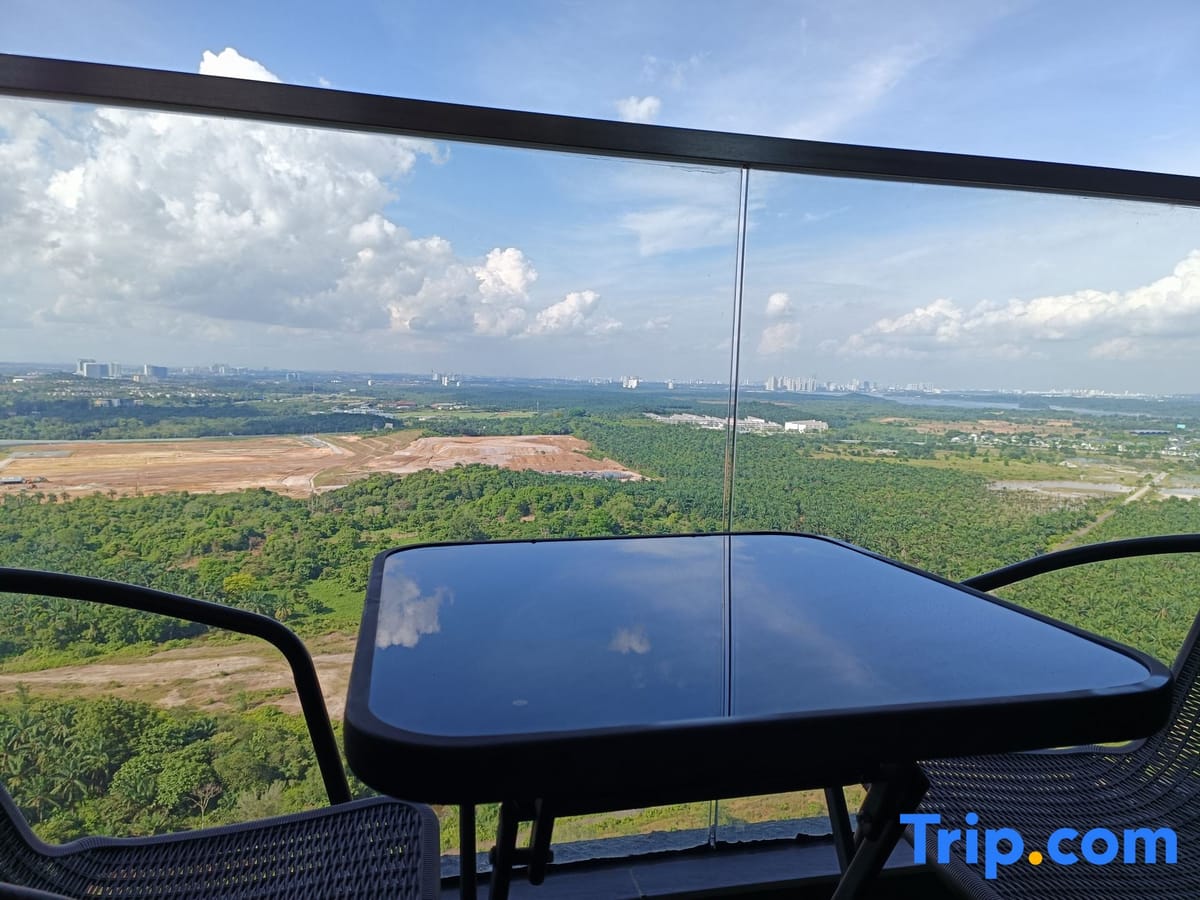D'pristine Residensi ,Tower 2 Lobby B, by Zuncy D Homes. — 3