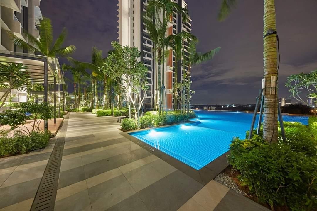 Summit Grand Medini HomeStay at Legoland — 1