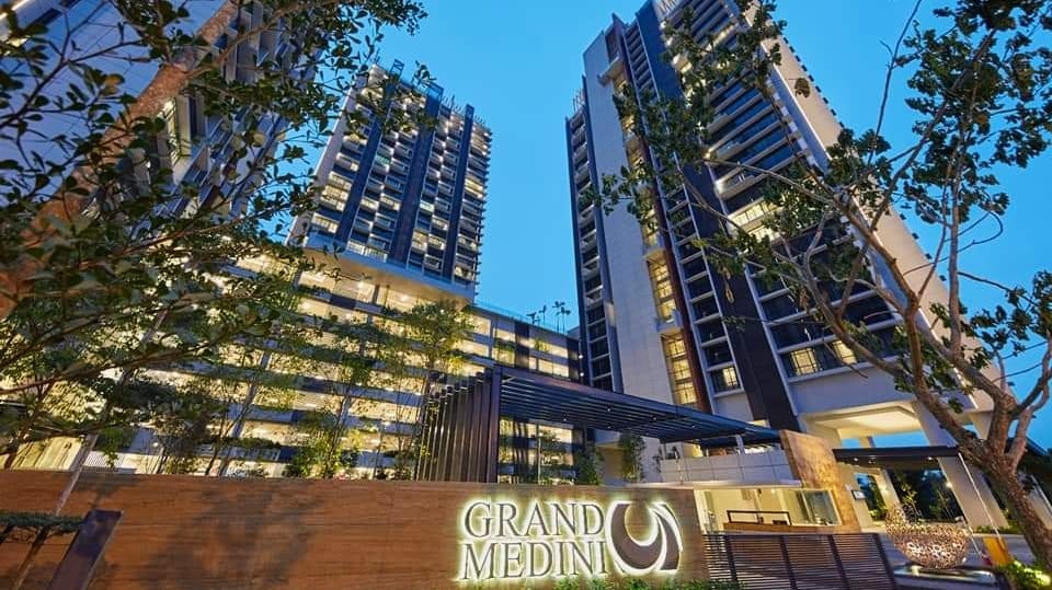 Summit Grand Medini HomeStay at Legoland — 2