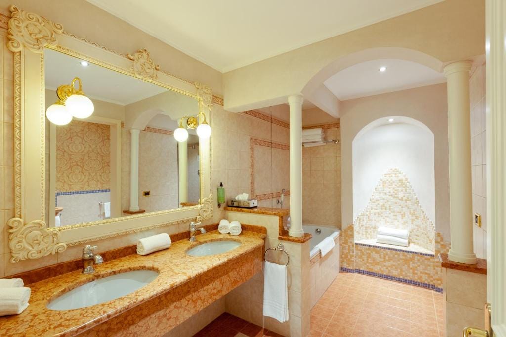 Gardaland Hotel — 3